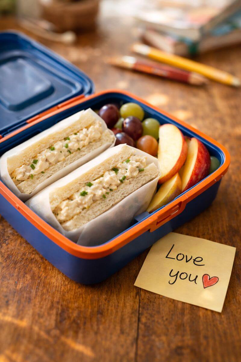 Kids Lunch Box Recipes - Step by step Chicken Mayo Sandwich